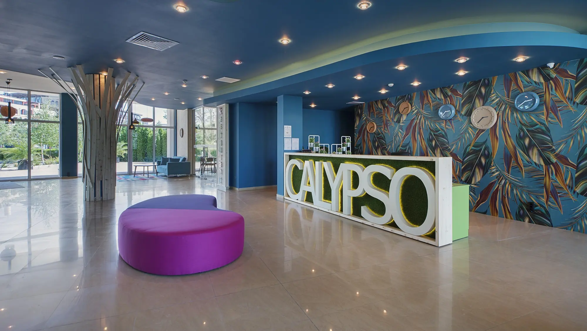 Calypso Hotel gallery image 2