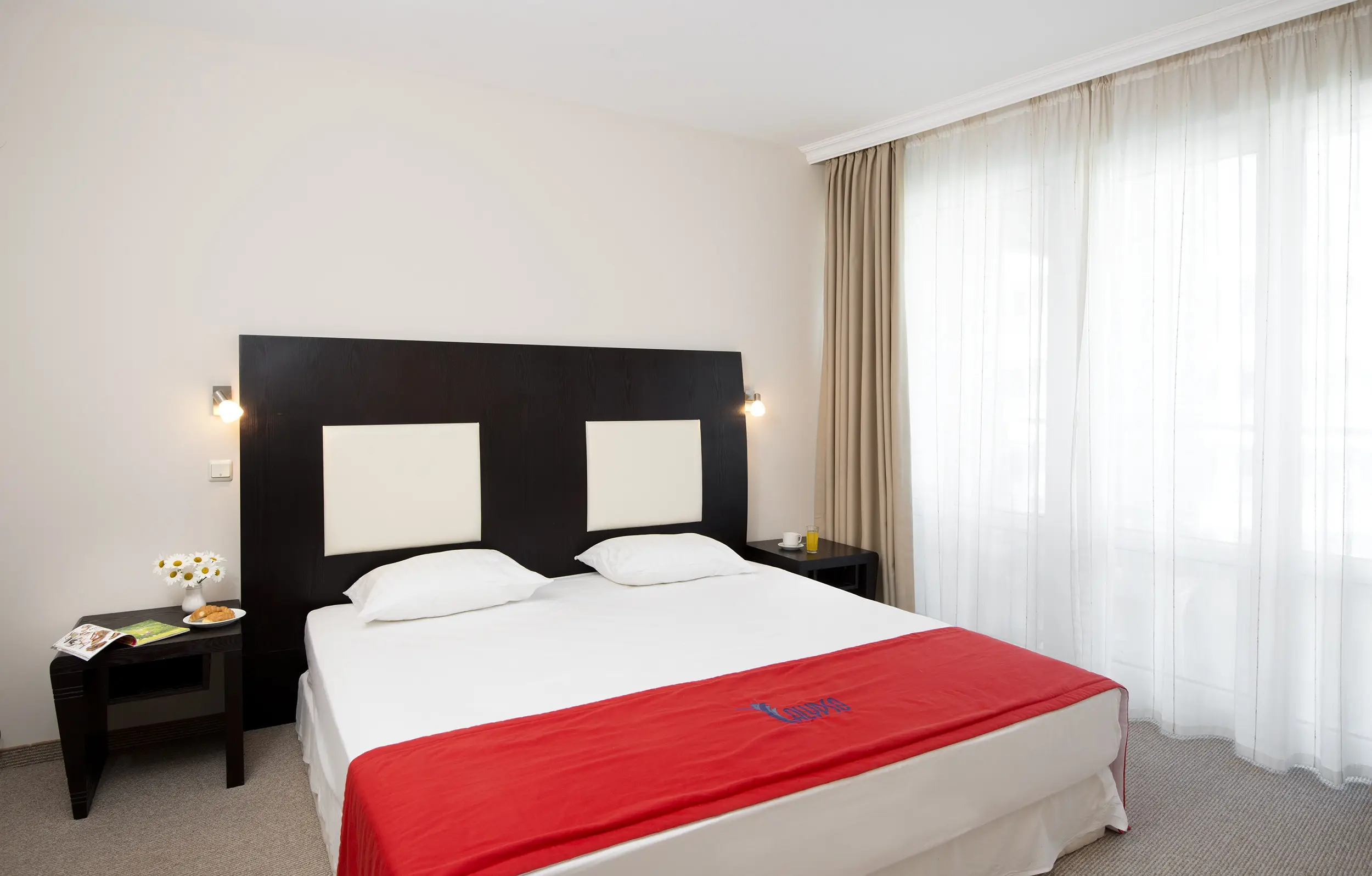 Calypso Hotel gallery image 24