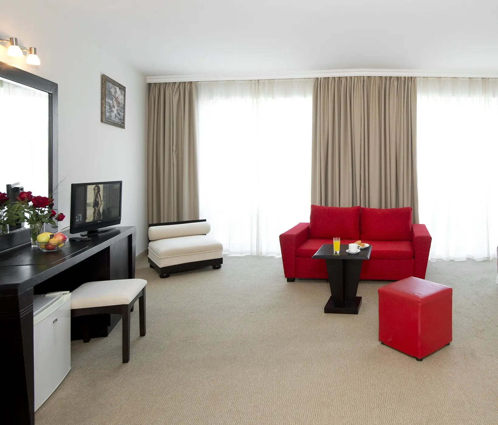 Calypso Hotel gallery image 27