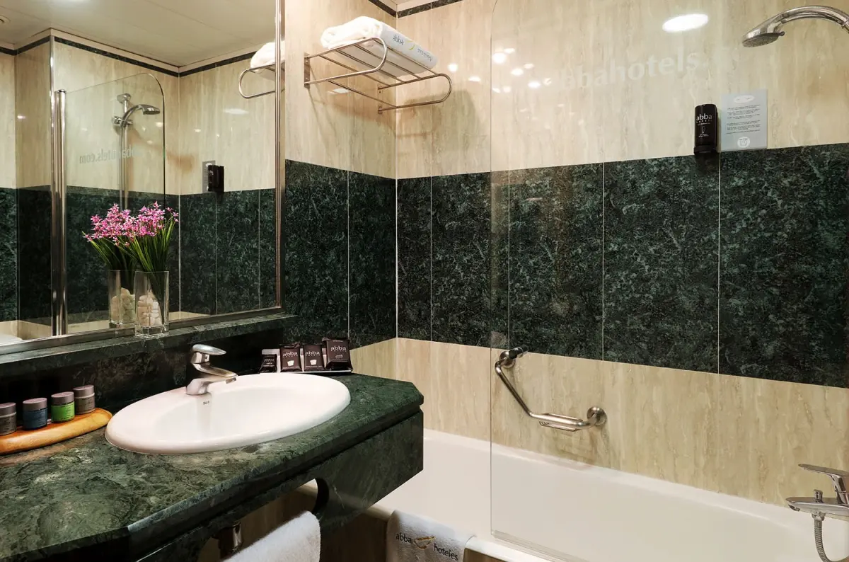 Abba Rambla Hotel gallery image 2