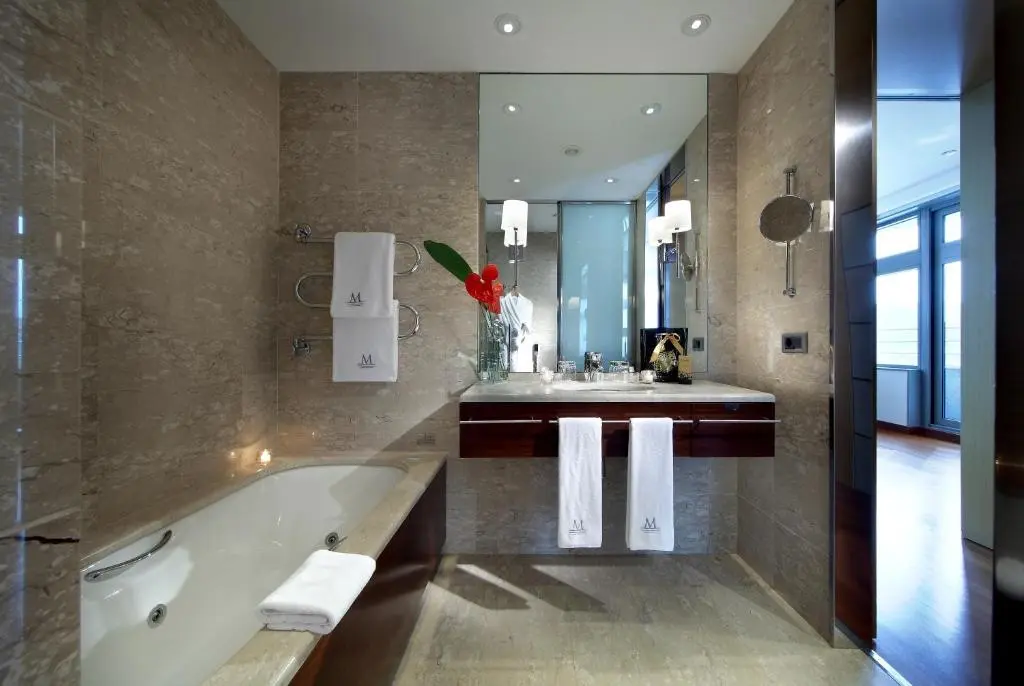 Eurostars Grand Marina GL gallery image 3