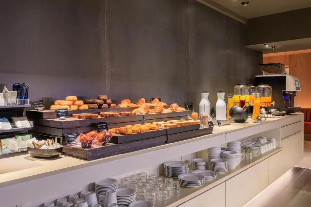 Gran Hotel Barcino gallery image 12