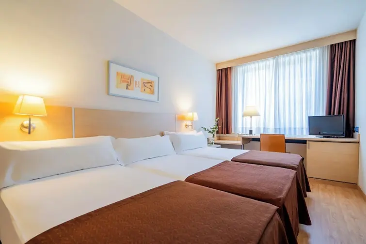 Hotel Glories gallery image 22