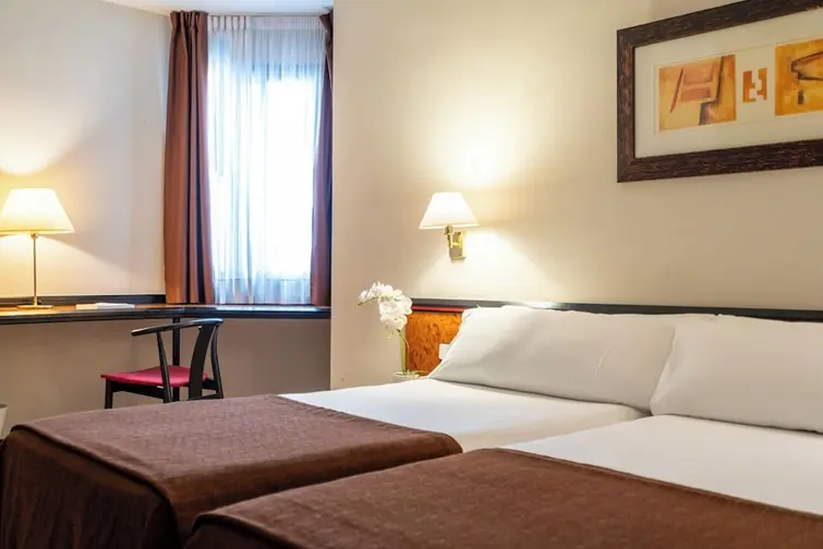 Hotel Glories gallery image 4