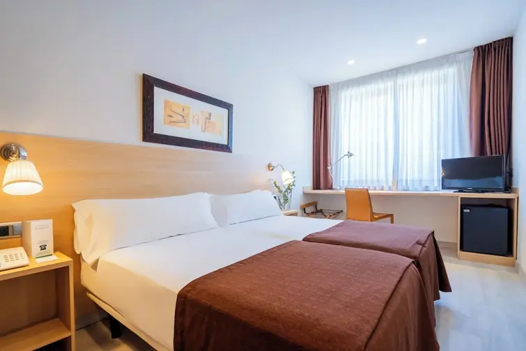 Hotel Glories gallery image 9