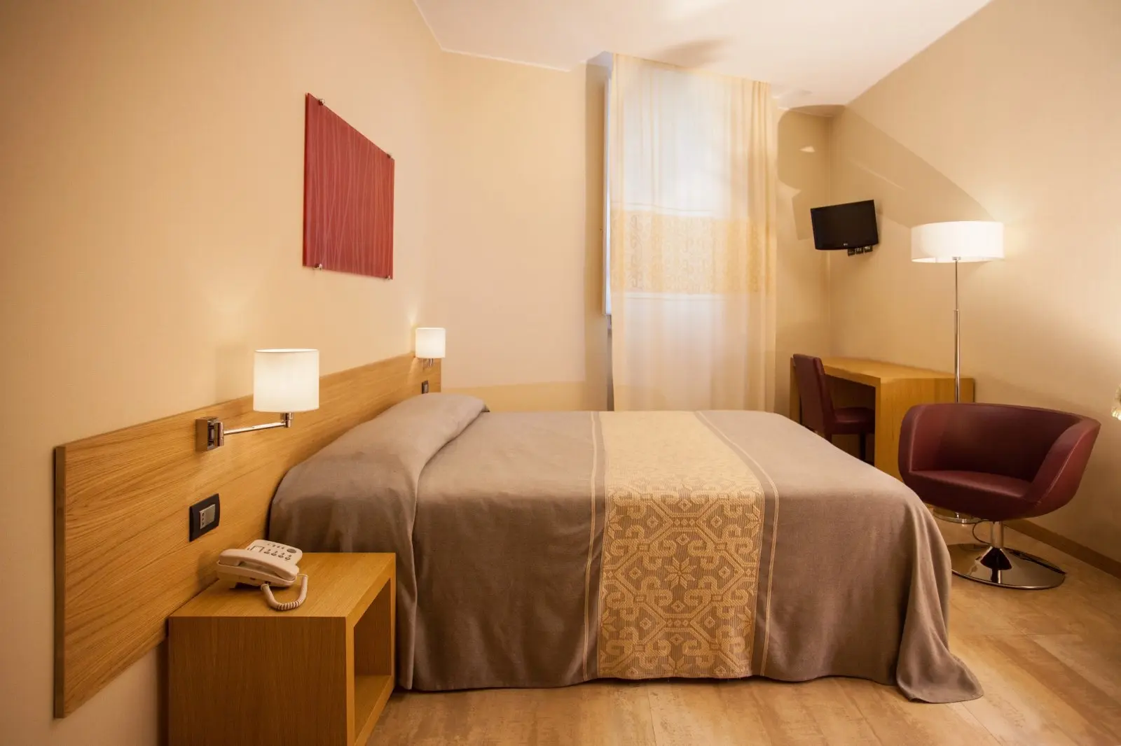 Hotel Italia gallery image 1