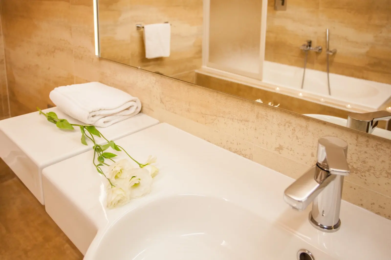 Hotel Italia gallery image 2