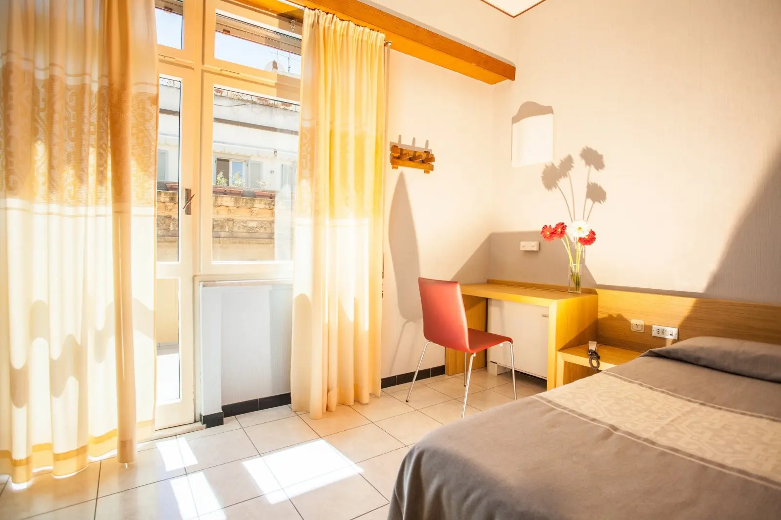 Hotel Italia gallery image 5