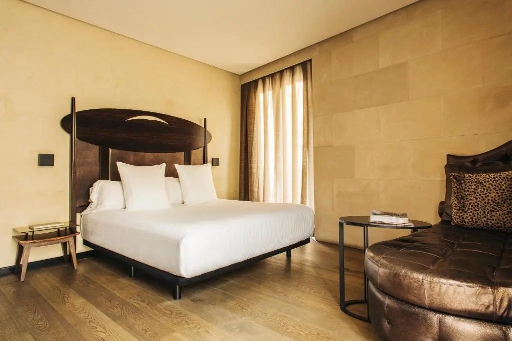 Bagues Hotel gallery image 11