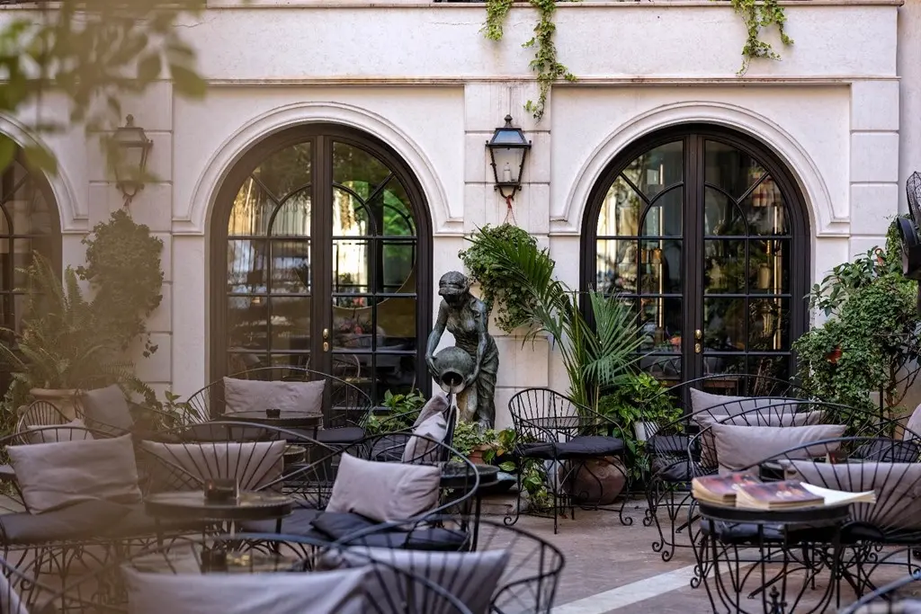 Hotel Locarno gallery image 3