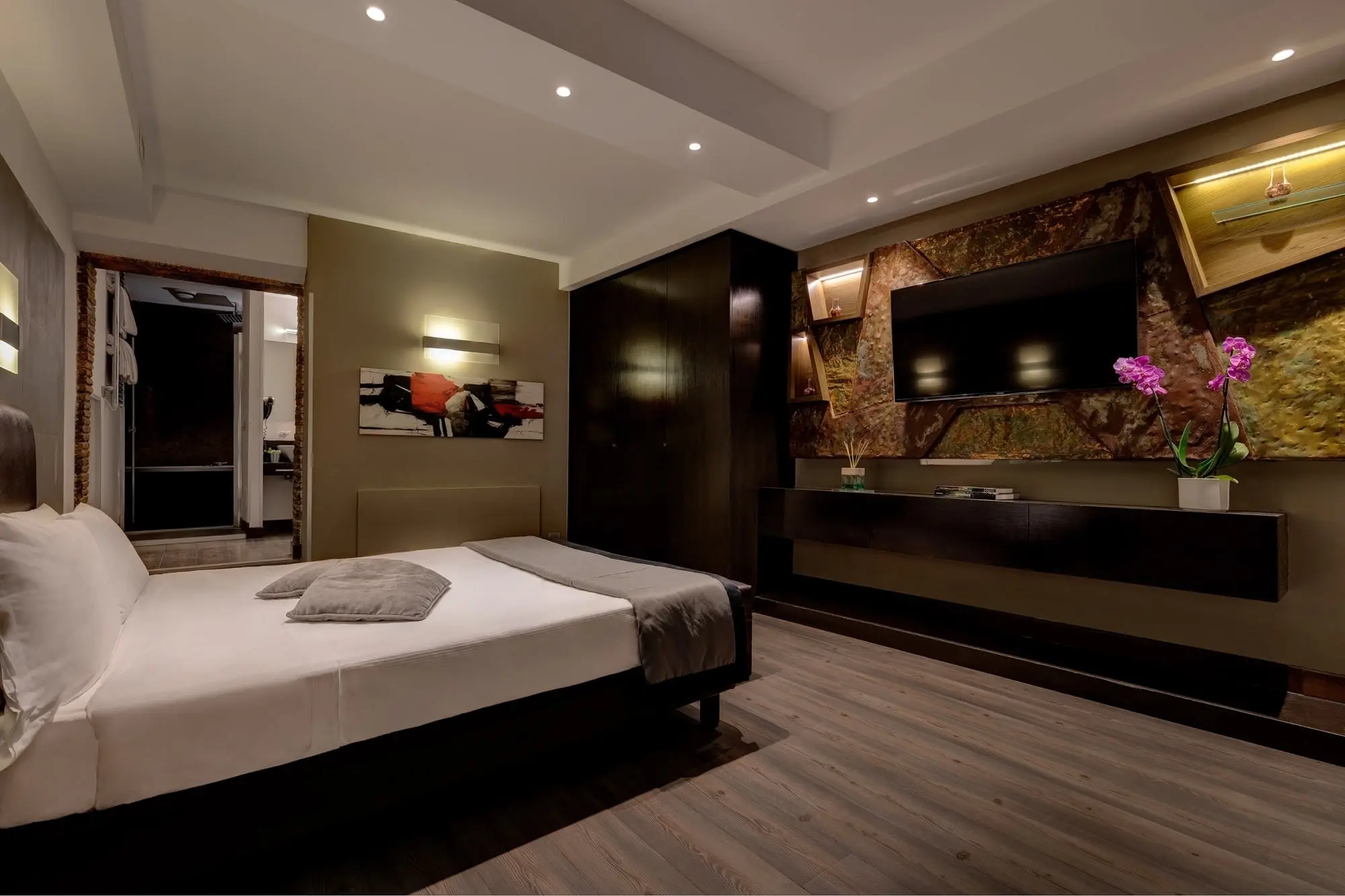 Trevi Hotel gallery image 5