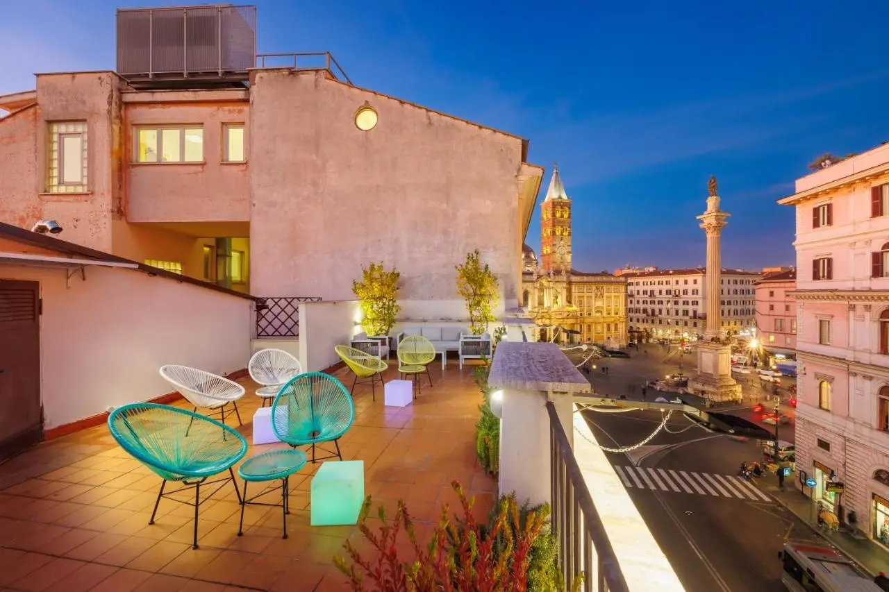 Amalfi Hotel gallery image 6