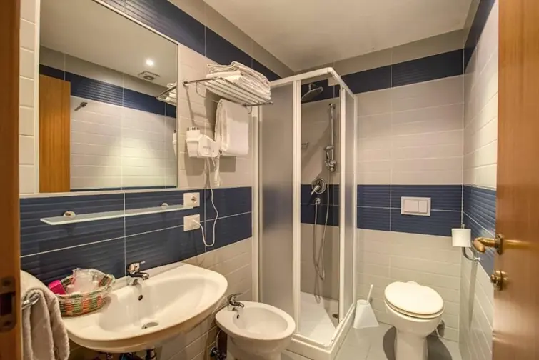 Hotel San Remo gallery image 9