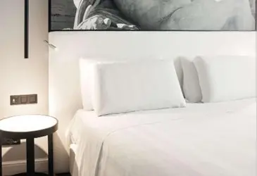 Radisson Blue Es Hotel