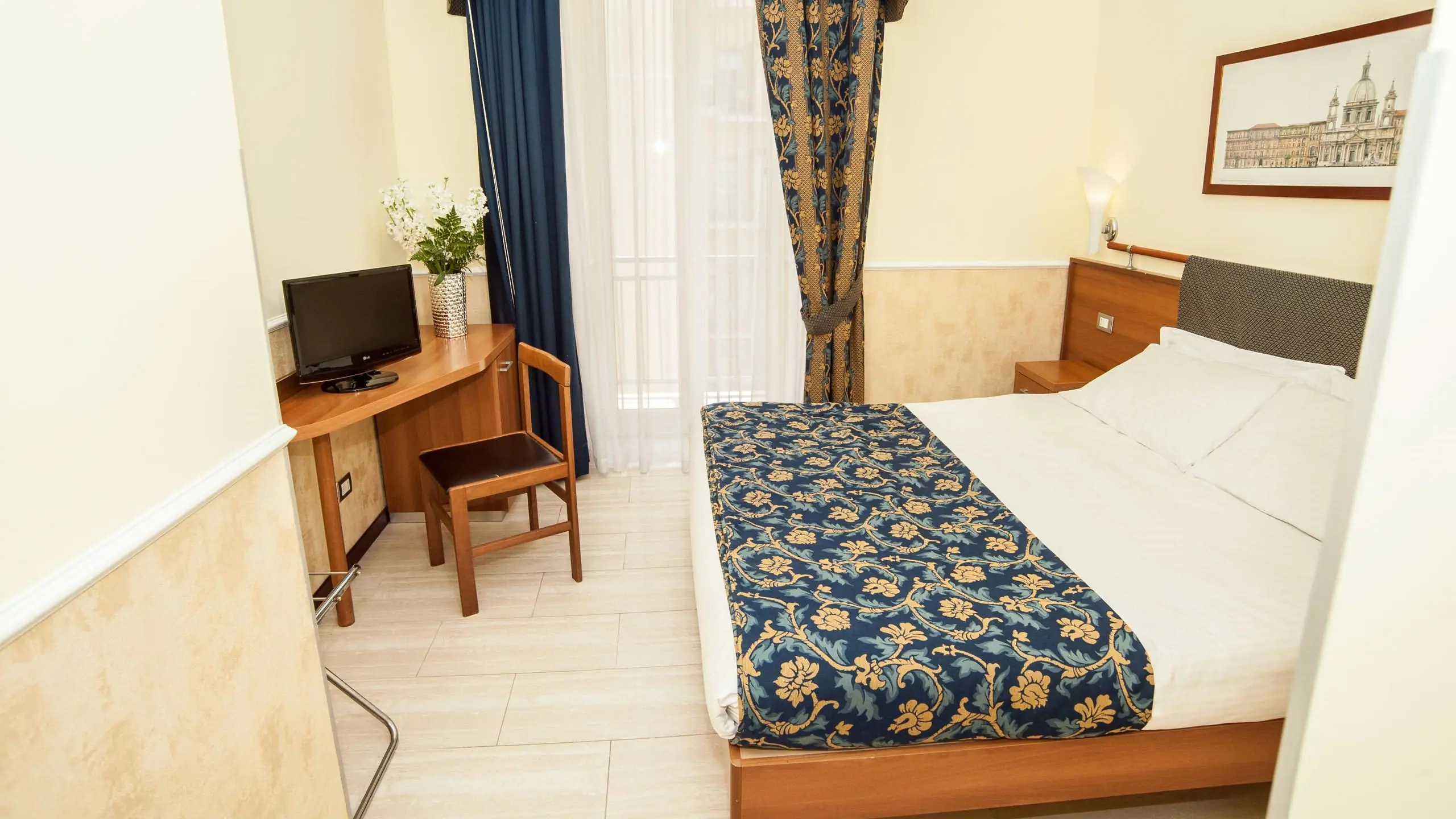 Windrose Hotel gallery image 4