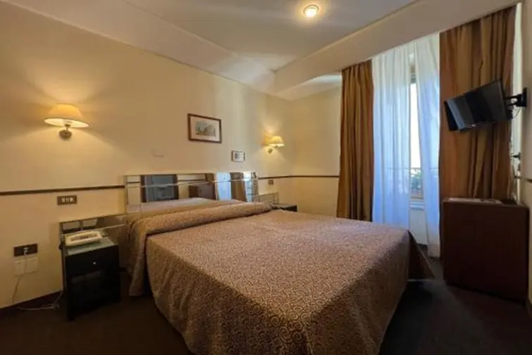 Hotel Garda gallery image 29