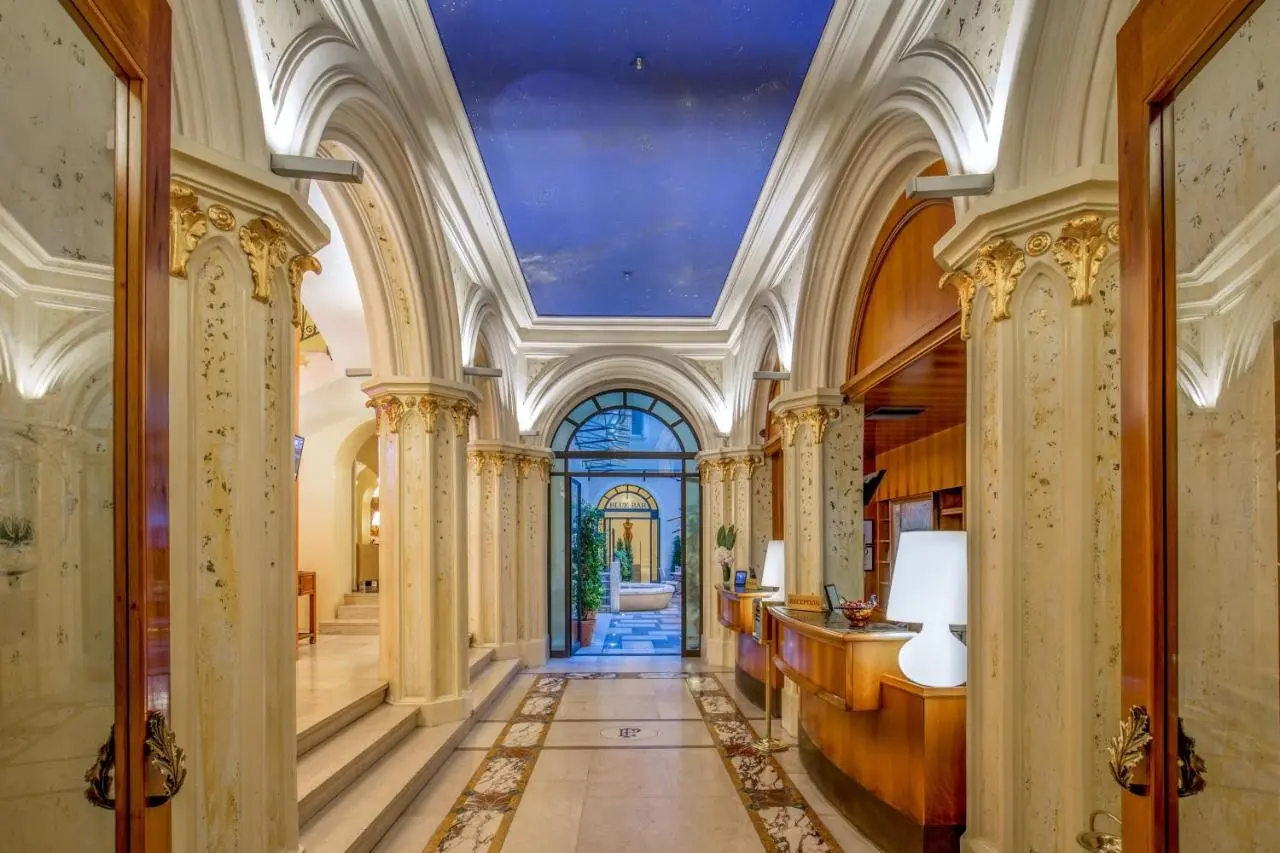 Empire Palace gallery image 6