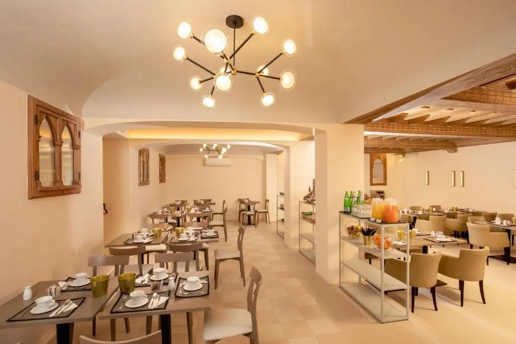 Hotel Colosseum gallery image 10