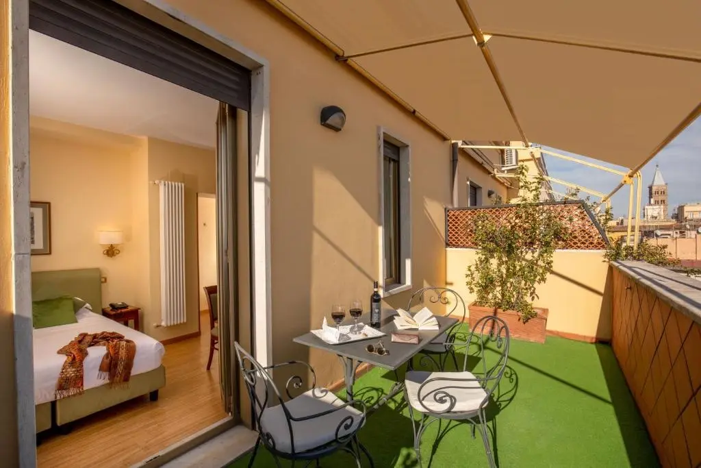Hotel Colosseum gallery image 16