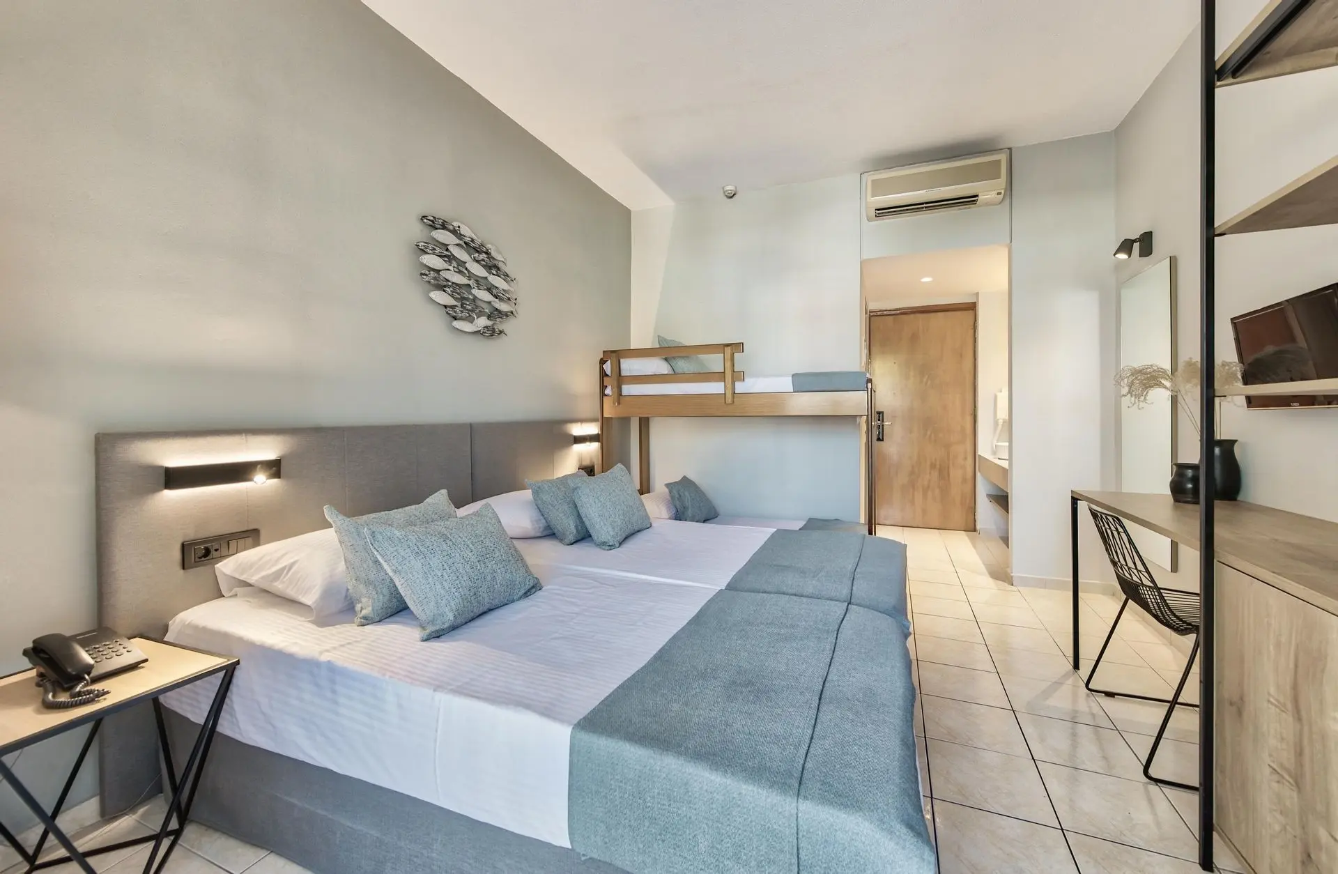 Contessa Hotel gallery image 21