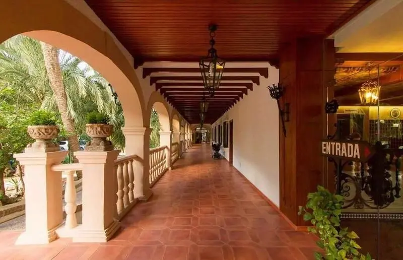 Bajondillo Apartments (AGP) gallery image 1