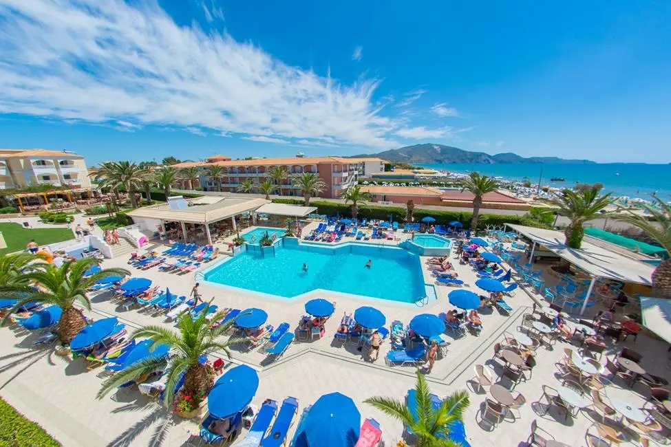 Poseidon Beach Hotel gallery image 16