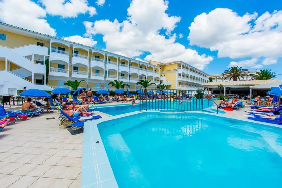 Poseidon Beach Hotel gallery image 22