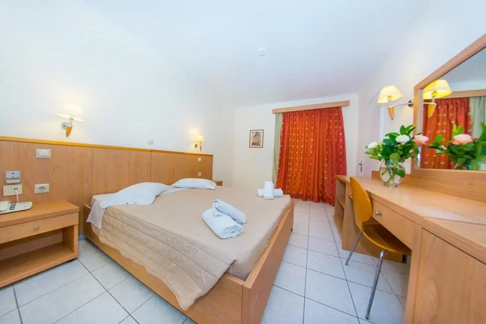 Poseidon Beach Hotel gallery image 23