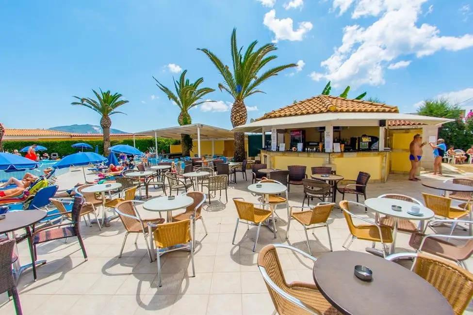Poseidon Beach Hotel gallery image 24