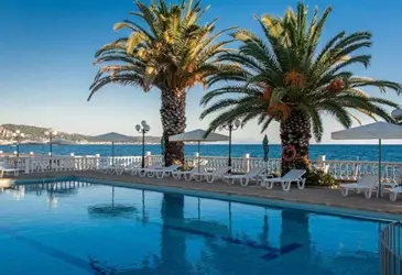 Paradise Beach Hotel