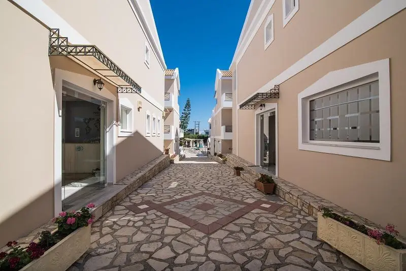 Maistrali Apartments gallery image 2