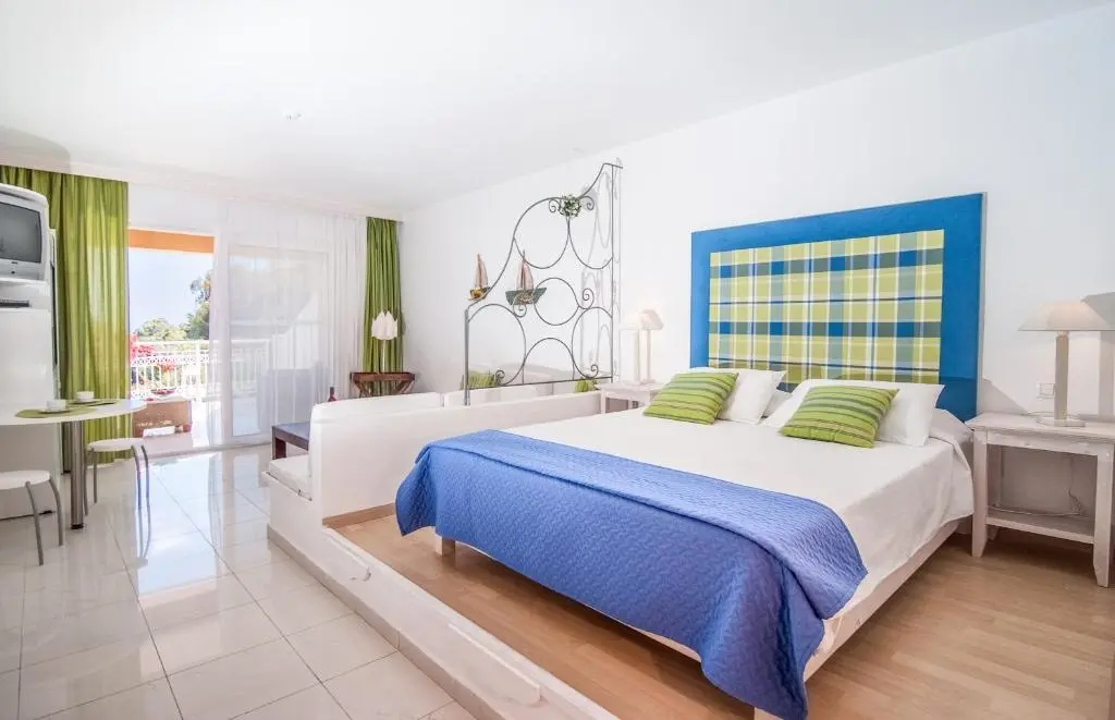 Belvedere Luxury Suites gallery image 11