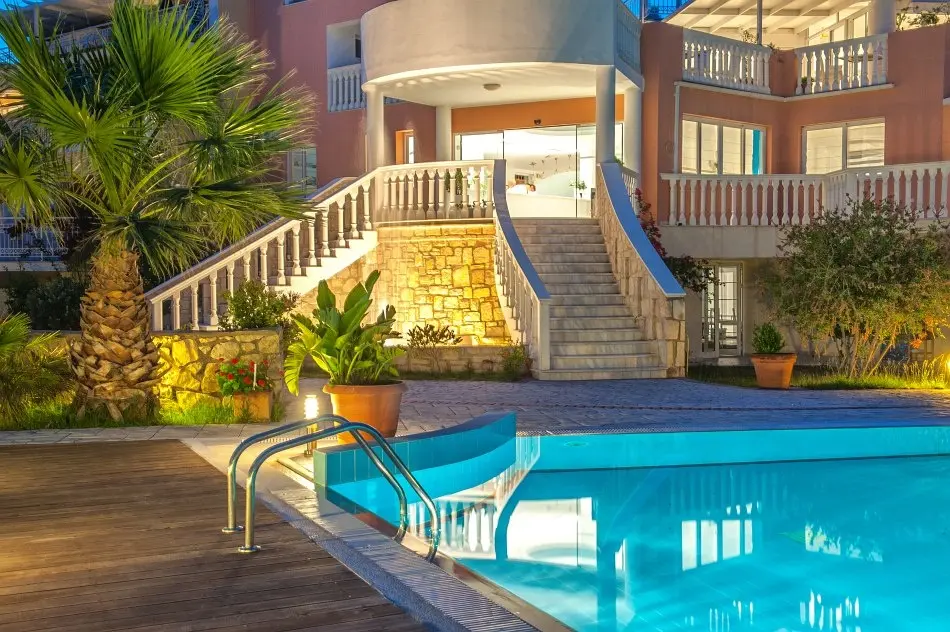 Belvedere Luxury Suites gallery image 22