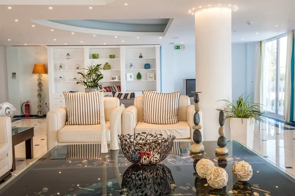 Belvedere Luxury Suites gallery image 6