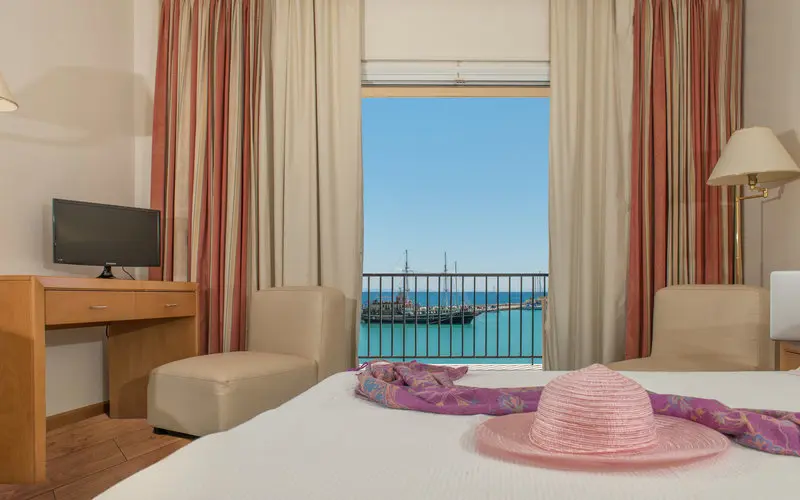Strada Marina Hotel gallery image 3