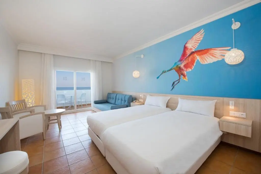 Iberostar Waves Founty Beach gallery image 17