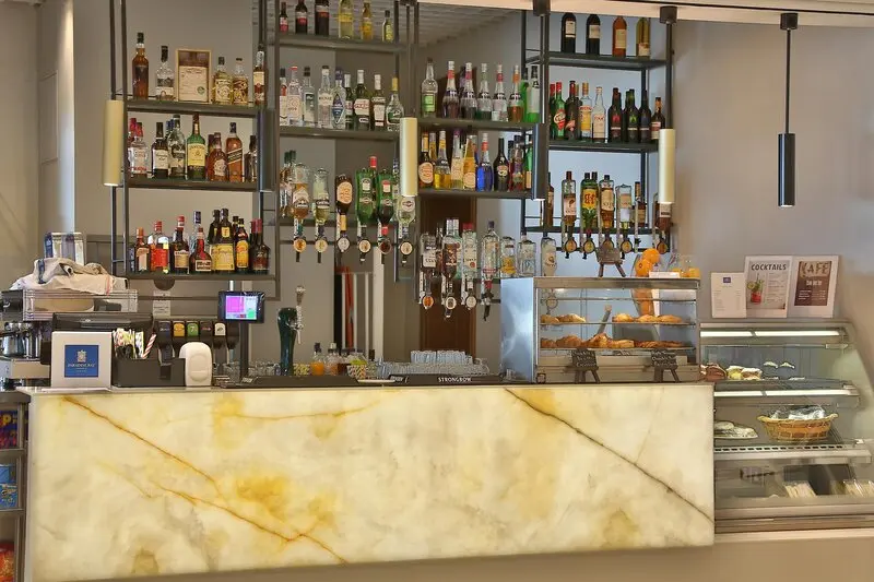 Paradise Bay Resort Hotel gallery image 26