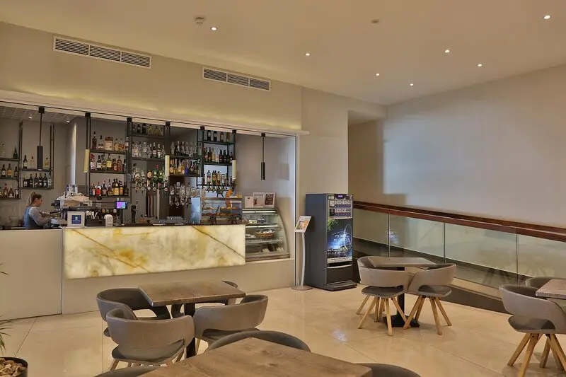 Paradise Bay Resort Hotel gallery image 27