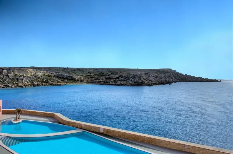 Paradise Bay Resort Hotel gallery image 2