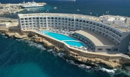 Paradise Bay Resort Hotel