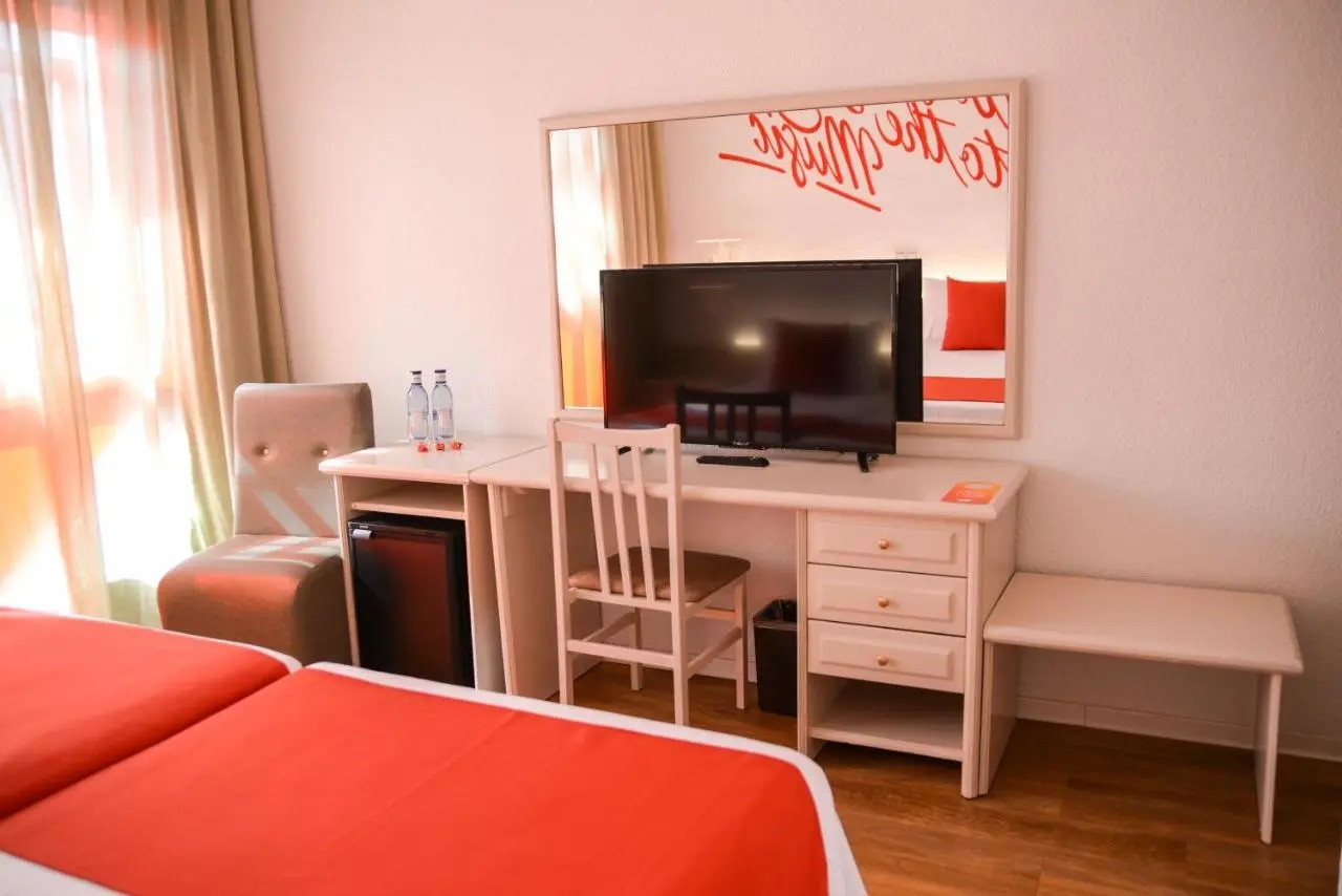 Hotel BPM Lloret gallery image 3