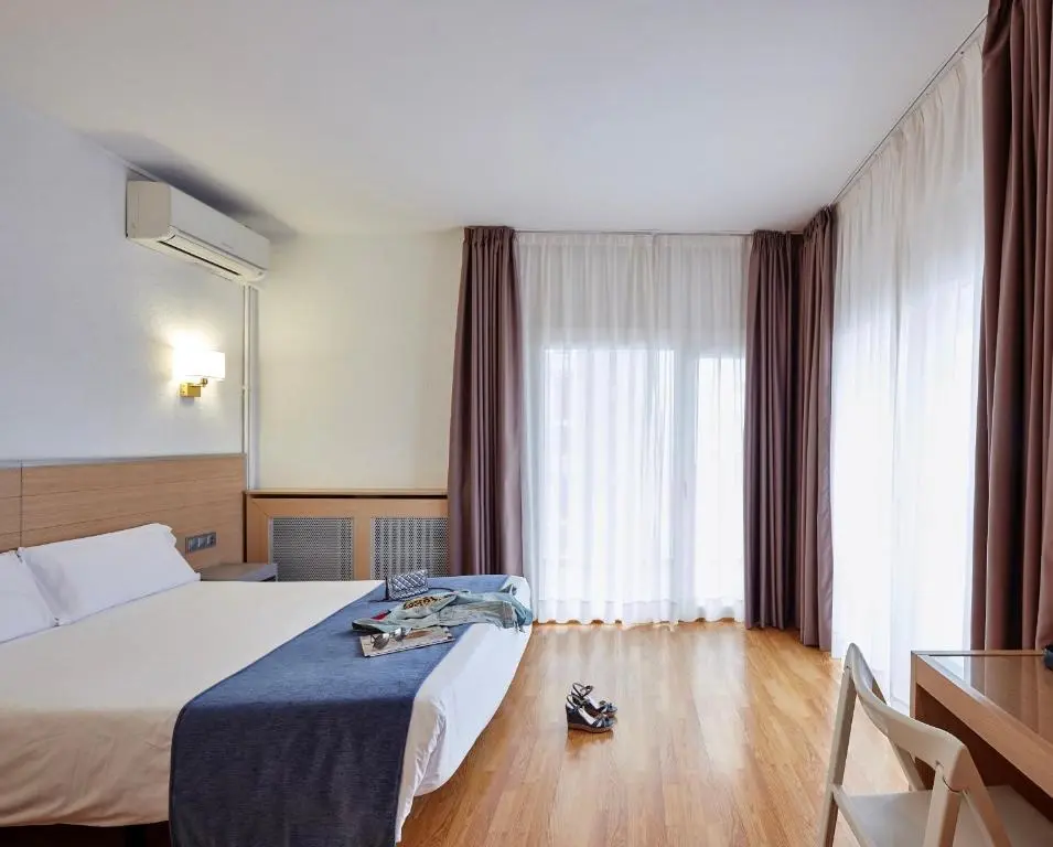 Gran Hotel Flamingo Adults Only gallery image 2