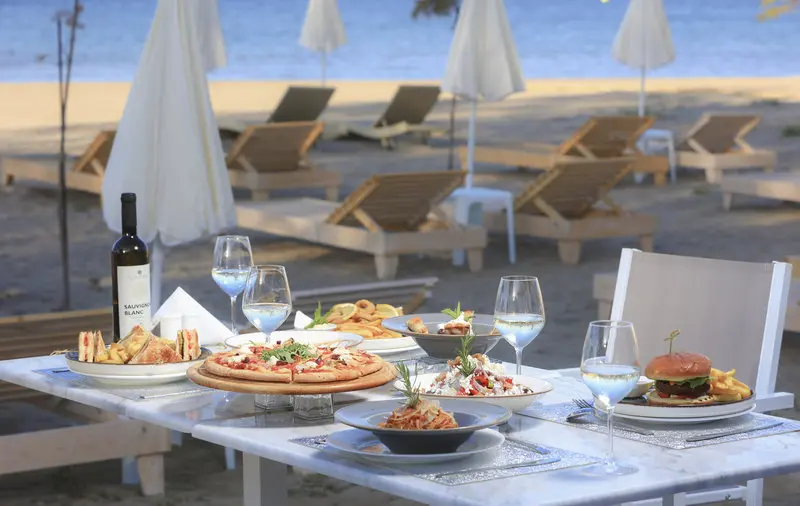 Cavomarina Beach Hotel gallery image 11