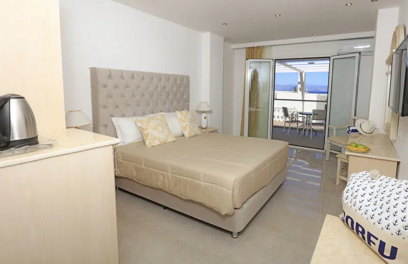 Cavomarina Beach Hotel gallery image 5