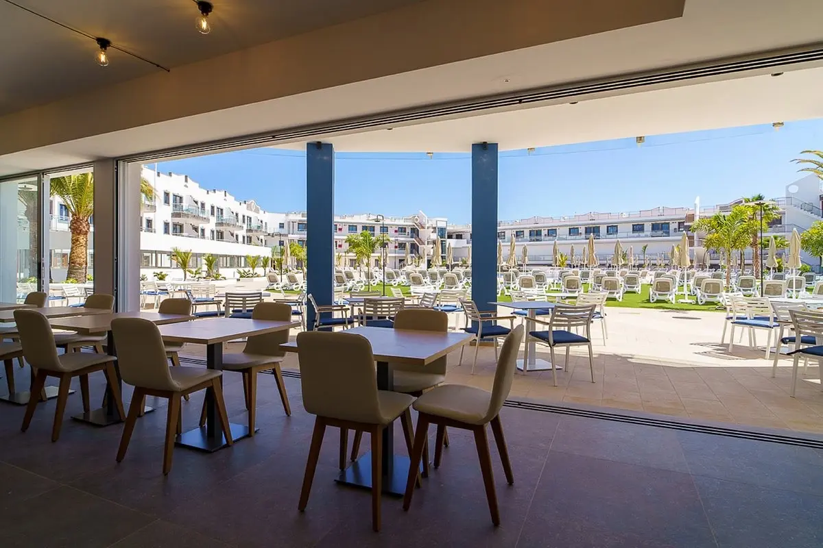 Cordial Marina Blanca gallery image 18