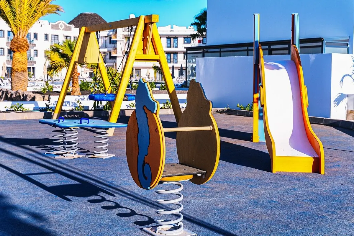 Cordial Marina Blanca gallery image 23