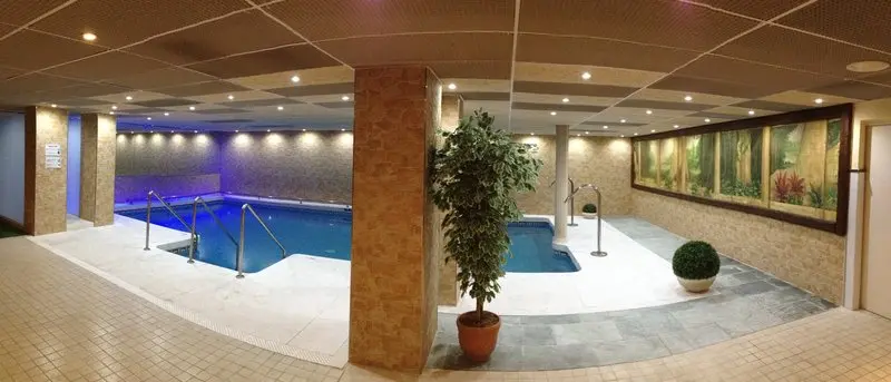 Monarque Sultan Aparthotel (AGP) gallery image 2