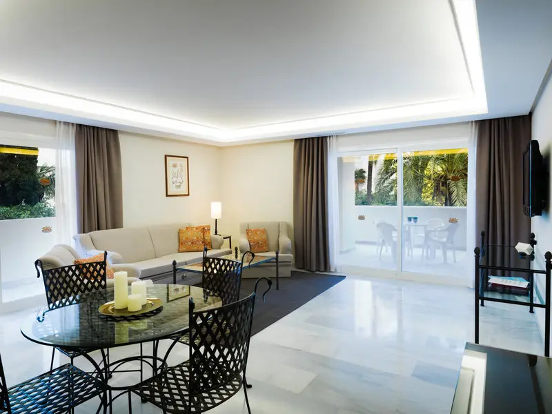 Monarque Sultan Aparthotel (AGP) gallery image 12