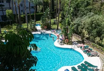 Monarque Sultan Aparthotel (AGP)