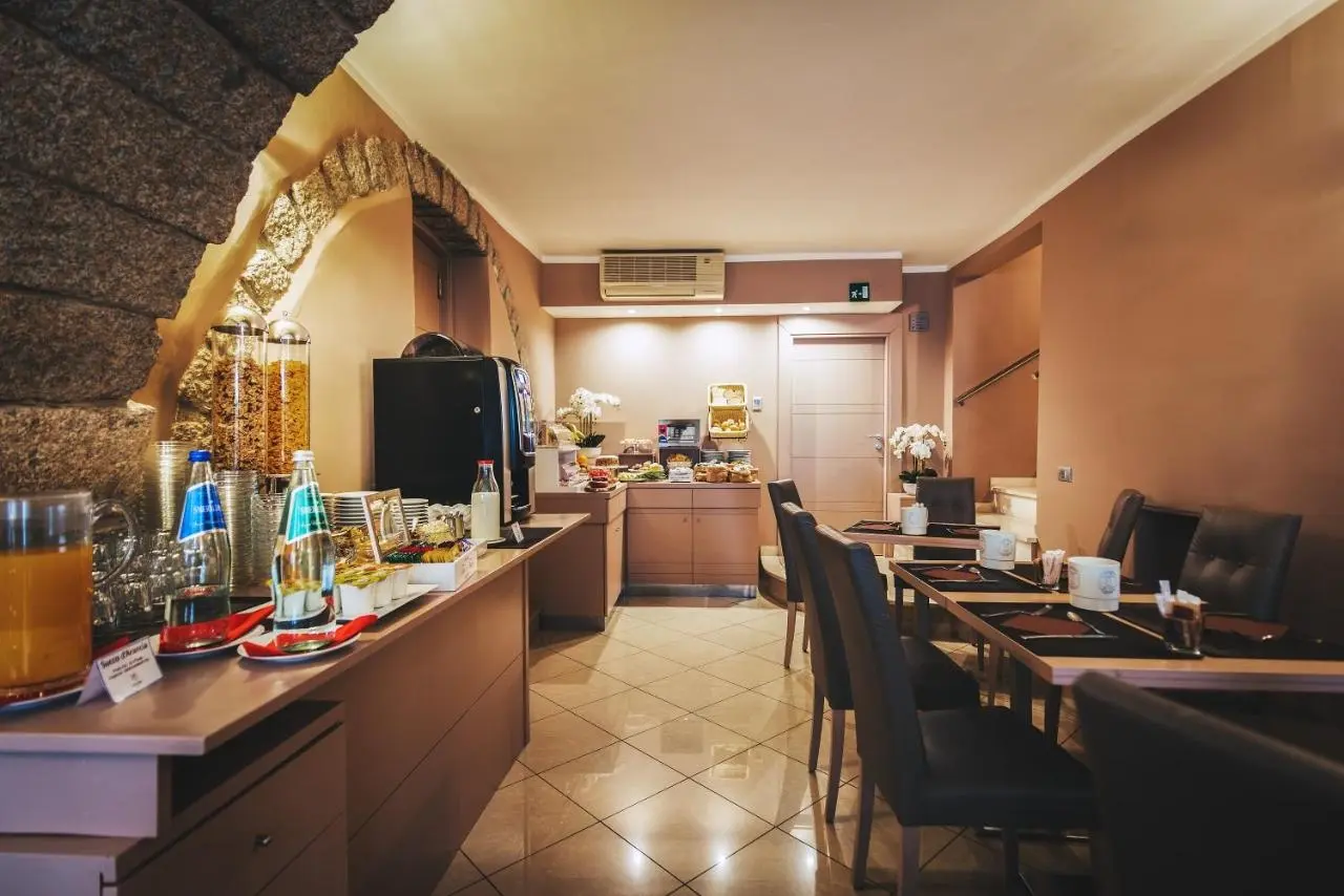 Hotel Centrale gallery image 2